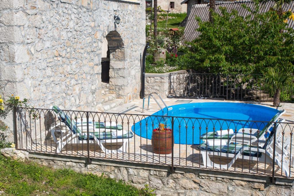 Villa Sirotnjak Ловран Экстерьер фото